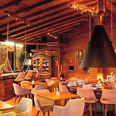 3 Hills Boutique 4* Trilofos